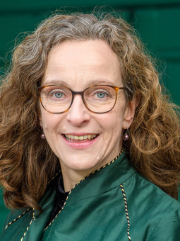Prof. Dr. Evelyn Korn Prof. Dr. Evelyn Korn